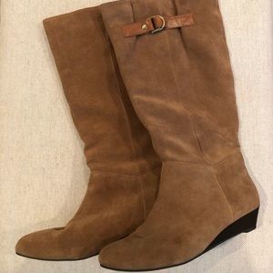 Bass brown suede tall boots, never been worn! 9.5